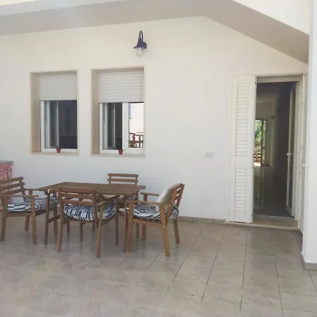 Holiday home Donablu