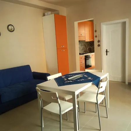 Holiday home Donablu
