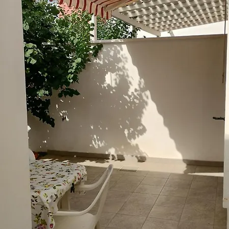 Holiday home Donablu